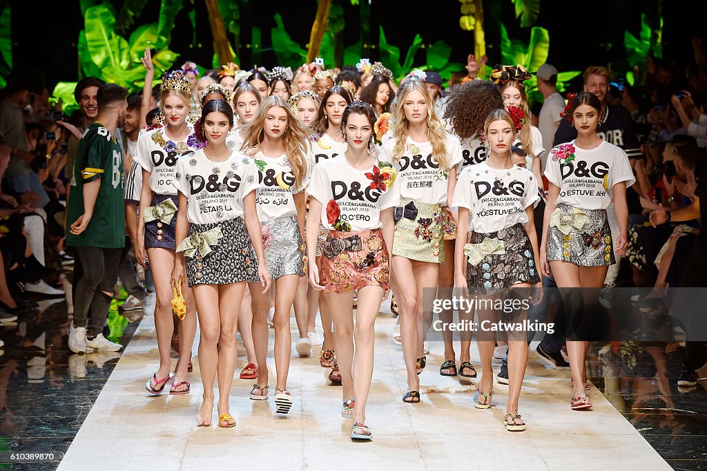 Dolce & Gabbana - Runway RTW - Spring 2017 - Milan Fashion Week