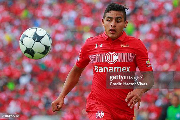 Ernesto Vega of Toluca runs for the ball during the 11th round match between Toluca and Leon as part of the Torneo Apertura 2016 Liga MX at...