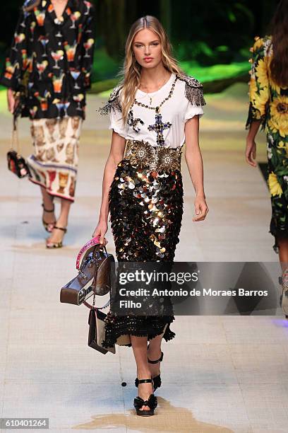 Model walks the runway at the Dolce And Gabbana show during Milan Fashion Week Spring/Summer 2017 on September 25, 2016 in Milan, Italy.