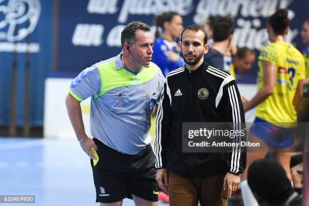 Pablo Morel coach of Issy Paris receive a yellow card during the Division 1 match between Issy Paris and Metz on September 25, 2016 in Creteil,...