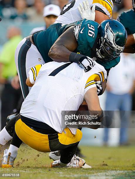 Bennie Logan of the Philadelphia Eagles sacks quarterback Ben Roethlisberger of the Pittsburgh Steelers during the third quarter of a game at Lincoln...