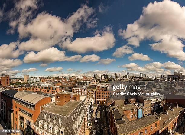 leeds skyline - leeds skyline stock pictures, royalty-free photos & images