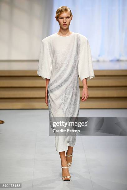 Model walks the runway at the Jil Sander designed by Rodolfo Paglialunga show Milan Fashion Week Spring/Summer 2017 on September 24, 2016 in Milan,...