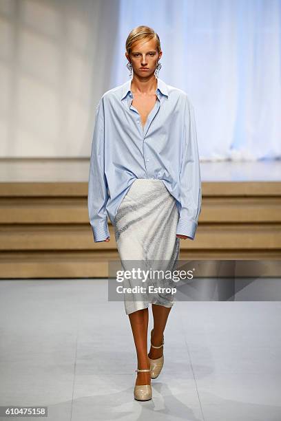 Model walks the runway at the Jil Sander designed by Rodolfo Paglialunga show Milan Fashion Week Spring/Summer 2017 on September 24, 2016 in Milan,...