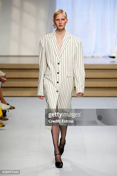 Model walks the runway at the Jil Sander designed by Rodolfo Paglialunga show Milan Fashion Week Spring/Summer 2017 on September 24, 2016 in Milan,...