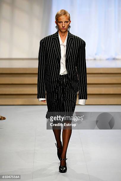 Model walks the runway at the Jil Sander designed by Rodolfo Paglialunga show Milan Fashion Week Spring/Summer 2017 on September 24, 2016 in Milan,...