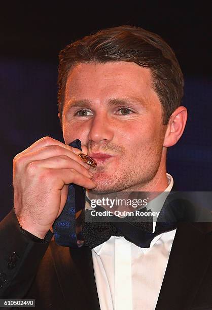 Patrick Dangerfield of the Cats poses after winning the 2016 Brownlow Medal at the 2016 Brownlow Medal at Crown Entertainment Complex on September...