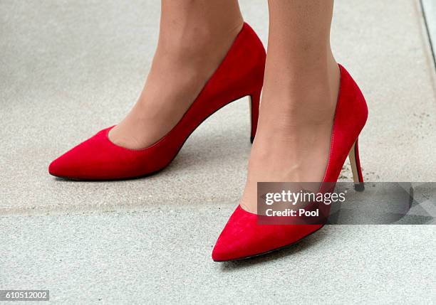 Catherine, Duchess of Cambridge,shoe detail, visits the Immigrant Services Society's new Welcome House on September 25, 2016 in Vancouver, Canada.