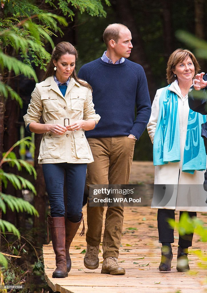 2016 Royal Tour To Canada Of The Duke And Duchess Of Cambridge - Bella Bella And Victoria, British Columbia