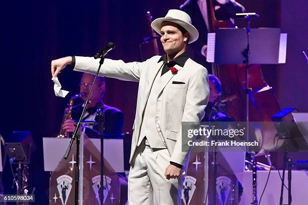 German singer Bodo Wartke performs live during a concert at the Admiralspalast on September 23, 2016 in Berlin, Germany.