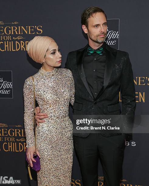 Ramson Riggs 61 Ransom Riggs Stock Photos, High-Res Pictures, and Images - Getty Images