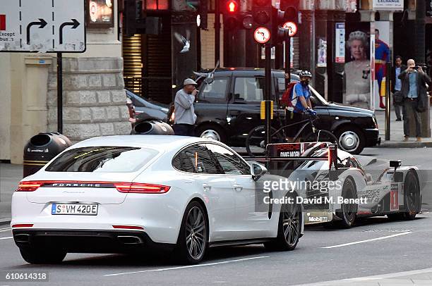 Le Mans comes to London - 919 Hybrid, Mark Webber and new Panamera E-Hybrid brings Porsche race-winning technology alive on the city streets, on...