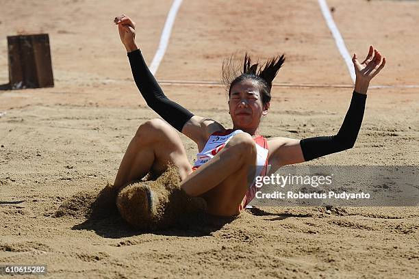 Jump Rong 33 Nang Rong Stock Photos, High-Res Pictures, and Images - Getty Images