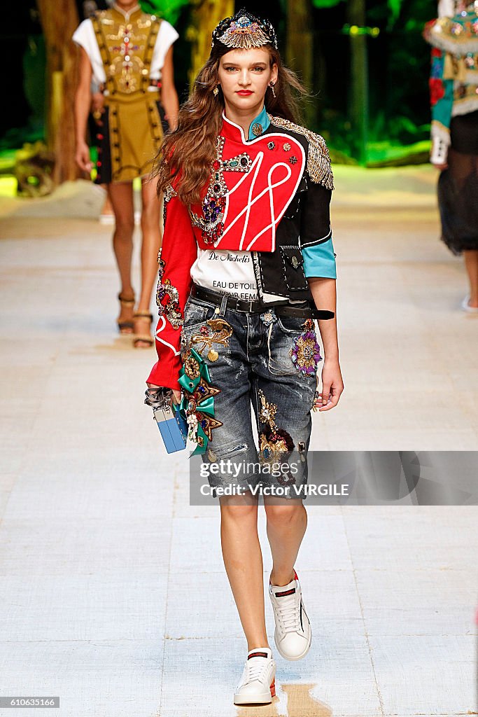 Dolce And Gabbana - Runway - Milan Fashion Week SS17