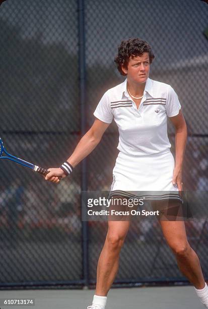 Betty Stove of the Netherlands returns a shot during a match at the Women's 1979 US Open Tennis Championships circa 1979 at National Tennis Center in...
