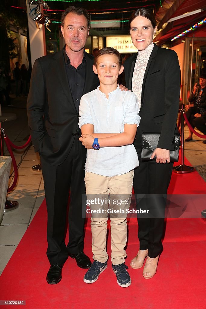 'Nebel im August' Munich Premiere