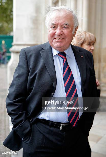 Jimmy Tarbuck attends a memorial service for the late Sir Terry Wogan at Westminster Abbey on September 27, 2016 in London, England. Radio and...