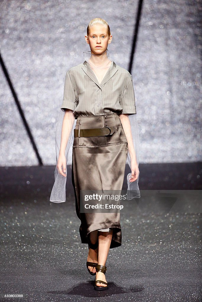 Ricostru - Runway - Milan Fashion Week SS17