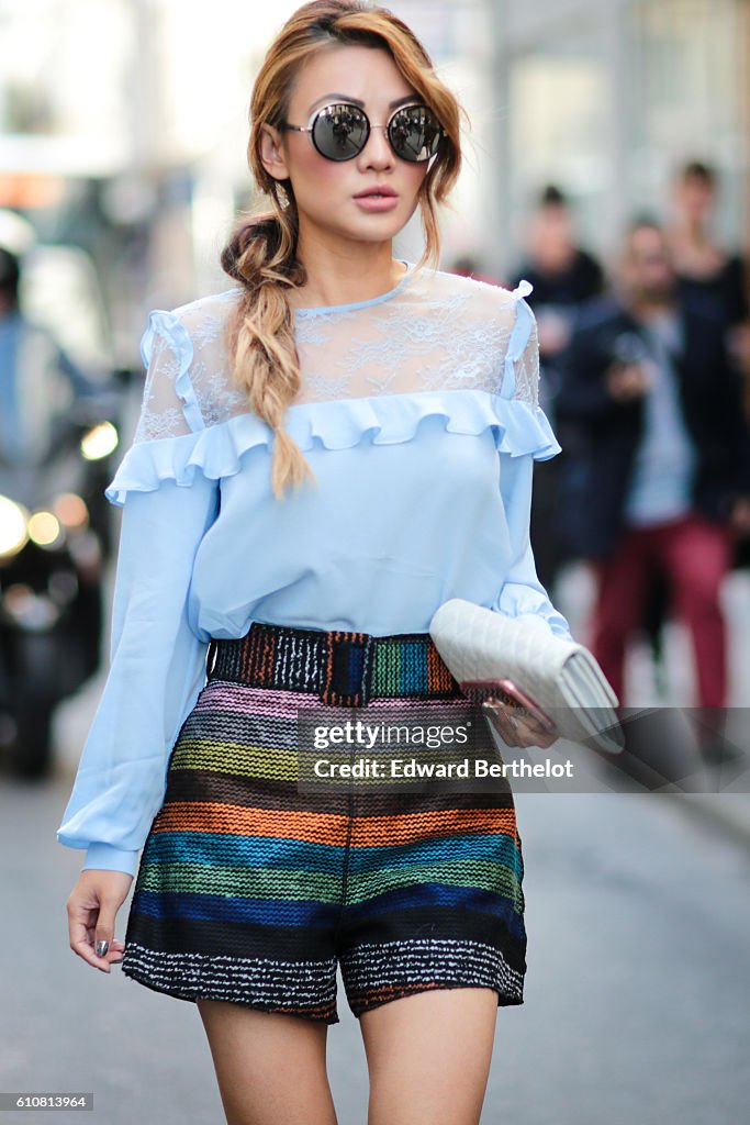 Street Style : Day One Paris Fashion Week Spring/Summer 2017