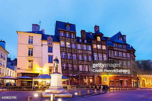 old architecture of rennes - rennes francia fotografías e imágenes de stock