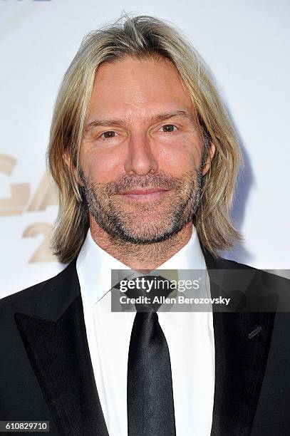 Composer Eric Whitacre attends Los Angeles Philharmonic's 2016/17 Opening Night Gala: Gershwin and the Jazz Age at Walt Disney Concert Hall on...