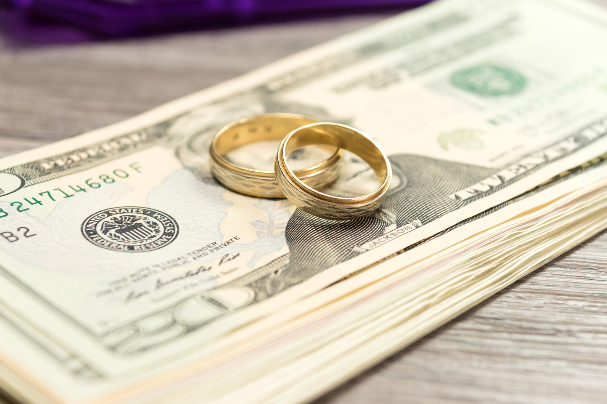 Wedding rings and cash Wedding rings and cash
