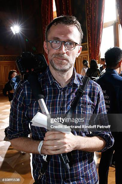 Journalist Loic Prigent attends the Lanvin show as part of the Paris Fashion Week Womenswear Spring/Summer 2017. Held at Paris City Hall on September...