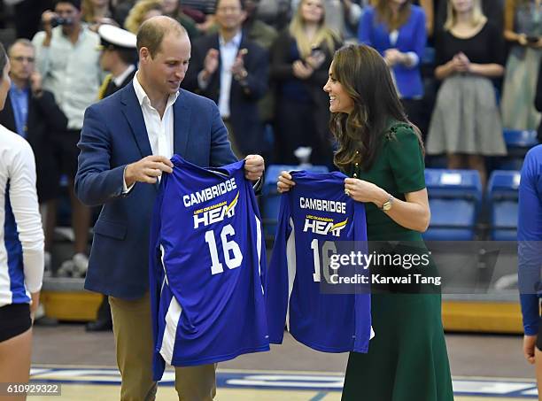 Catherine, Duchess of Cambridge and Prince William, Duke of Cambridge visit the University of British Columbia on September 27, 2016 in Kelowna,...