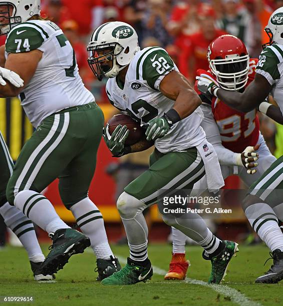 Running back Matt Forte of the New York Jets rushes up field against the Kansas City Chiefs during the second half on September 25, 2016 at Arrowhead...