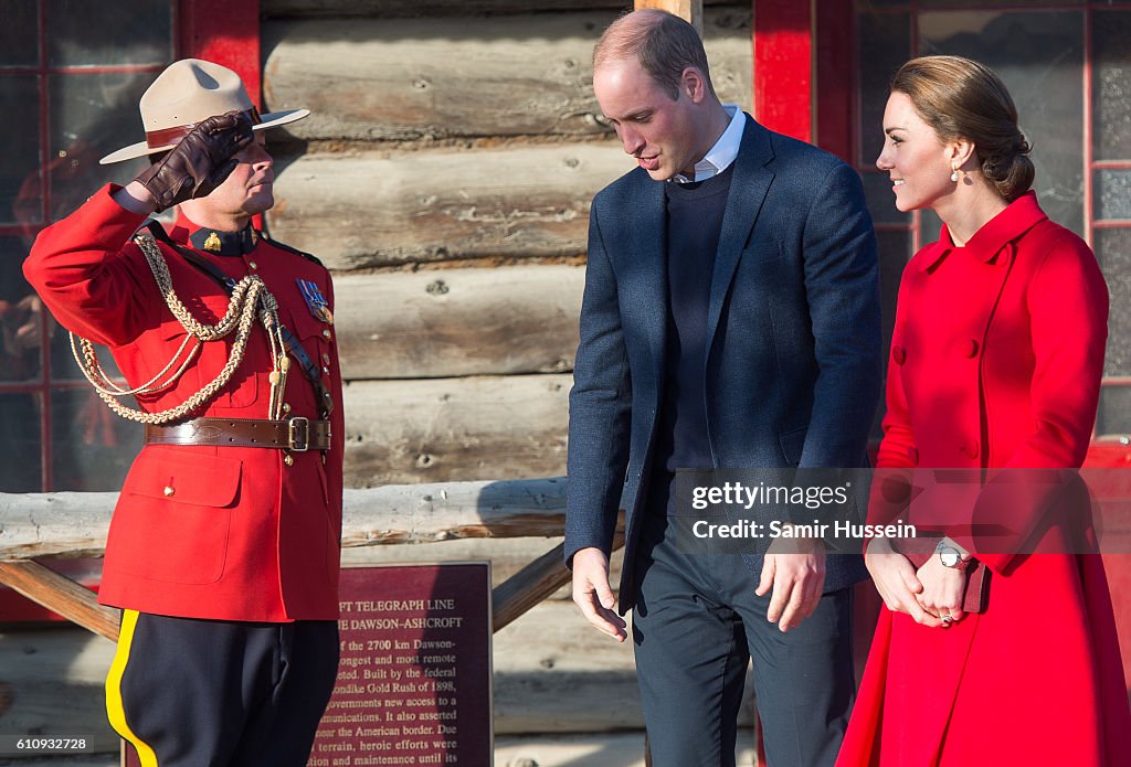 2016 Royal Tour To Canada Of The Duke And Duchess Of Cambridge - Whitehorse And Carcross, Yukon