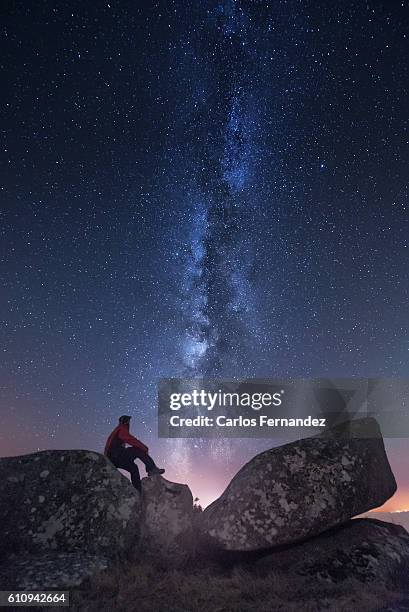 watching the milky way - looking up at stars stock pictures, royalty-free photos & images