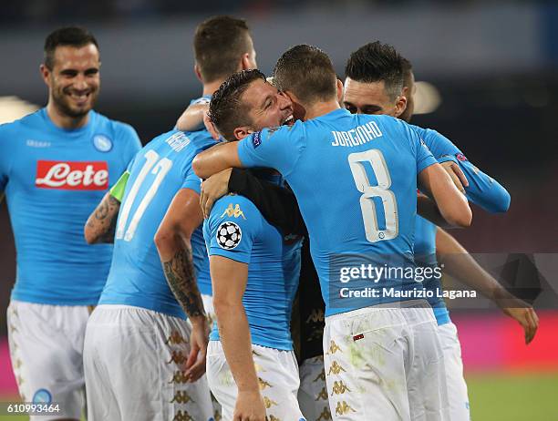 Dries Mertens of Napoli celebrates his tem's second goal during the UEFA Champions League match between SSC Napoli and Benfica at Stadio San Paolo on...