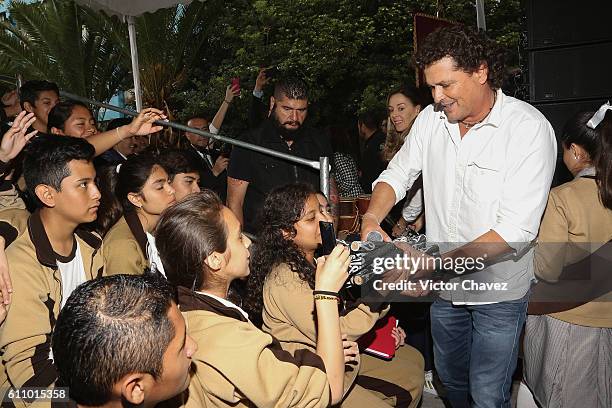 Colombian singer Carlos Vives attends the Latin Grammy en las Escuelas Mexico 2016 at Escuela Secundaria Tecnica 31 Roberto Medellín Ostos on...