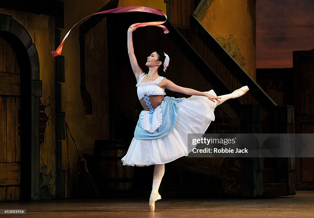 "Fille Mal Gardee" Performed By The Royal Ballet At The Royal Opera House