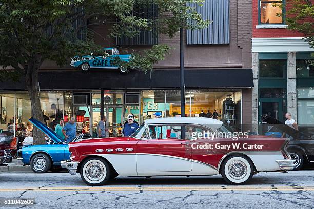 classic cars show. reidsville, north carolina. - carro antigo - fotografias e filmes do acervo
