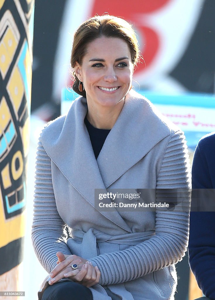 2016 Royal Tour To Canada Of The Duke And Duchess Of Cambridge - Whitehorse And Carcross, Yukon