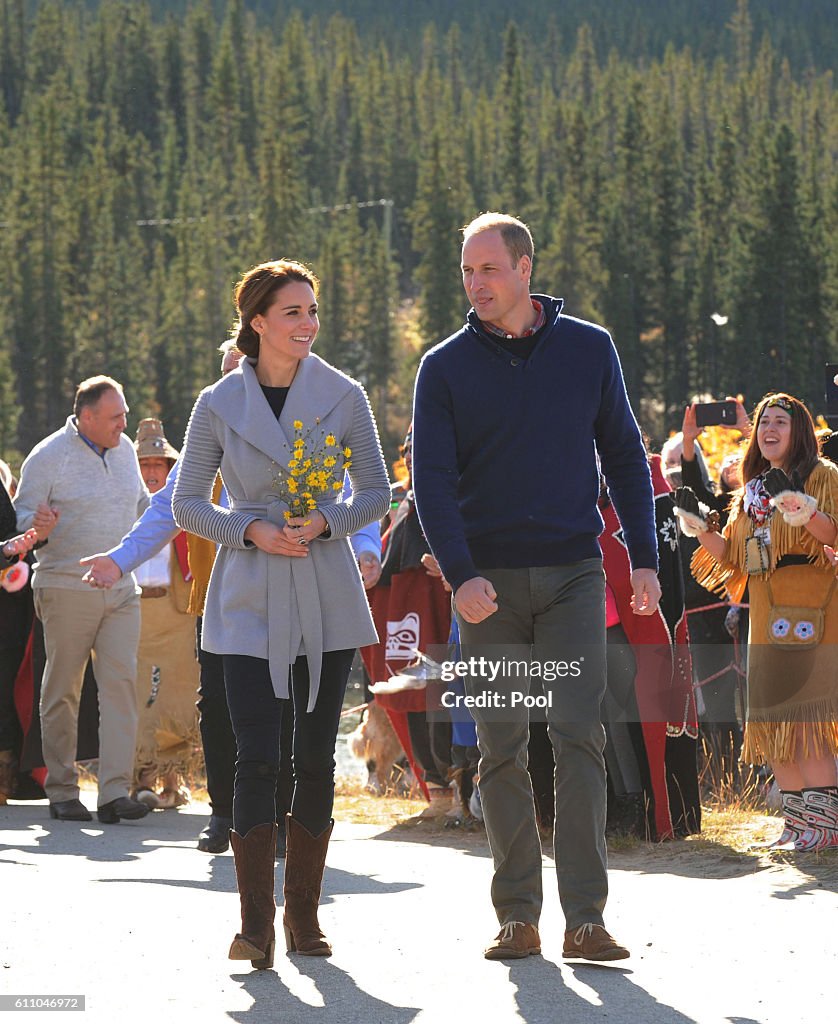 2016 Royal Tour To Canada Of The Duke And Duchess Of Cambridge - Whitehorse And Carcross, Yukon
