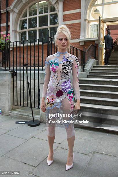 Singer and actress Pixie Lott wears a Temperley dress day 3 of London Womens Fashion Week Spring/Summer 2017, on September 18, 2016 in London,...