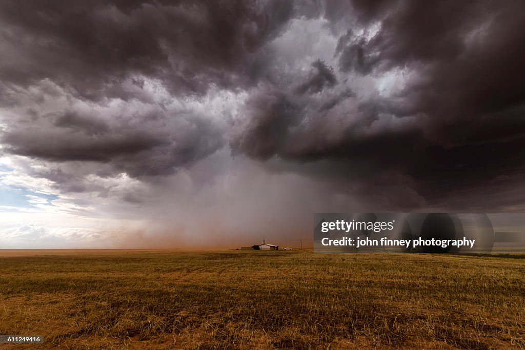 Thunderstorm supercell over a loan house. Texas, USA.