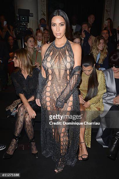 Kim Kardashian attends the Balmain show as part of the Paris Fashion Week Womenswear Spring/Summer 2017 on September 29, 2016 in Paris, France.