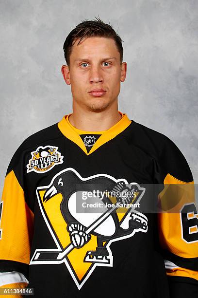 Steve Oleksy of the Pittsburgh Penguins poses for his official headshot for the 2016-2017 season on September 22, 2016 at the UPMC Lemieux Sports...