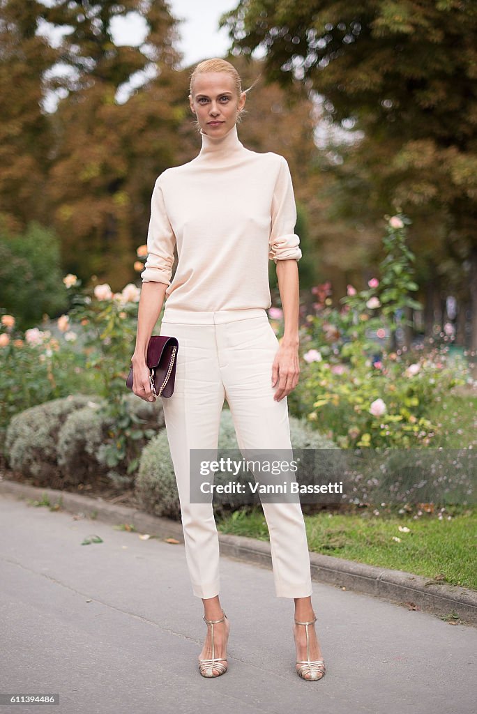 Street Style : Day Three Paris Fashion Week Spring/Summer 2017