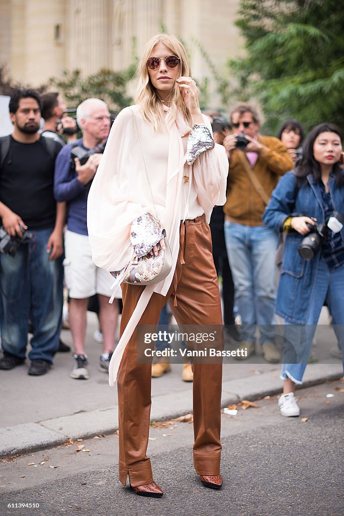 Street Style : Day Three Paris Fashion Week Spring/Summer 2017