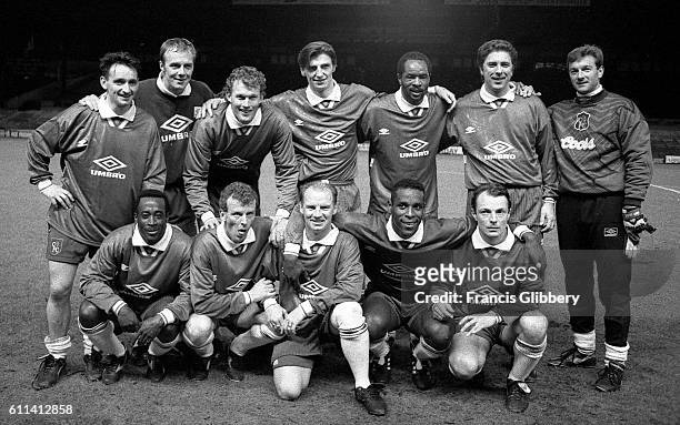 Chelsea former players line up for a testimonial game . Back Row L-R: Pat Nevin, Kerry Dixon, Dave Beasant, Colin Pates, Paul Canoville, Colin Lee,...