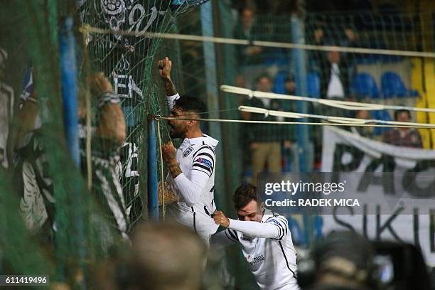 S Stefanos Athanasiadis celebrate scoring the 2-1 goal with fans during the UEFA Europa League first-leg football match between AC Sparta Prague and...