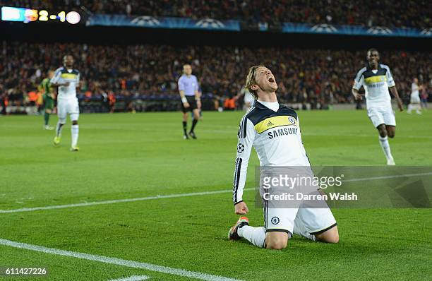 Fernando Torres of Chelsea celebrates his goal during the UEFA Champions League Semi Final, second leg match between FC Barcelona and Chelsea FC at...