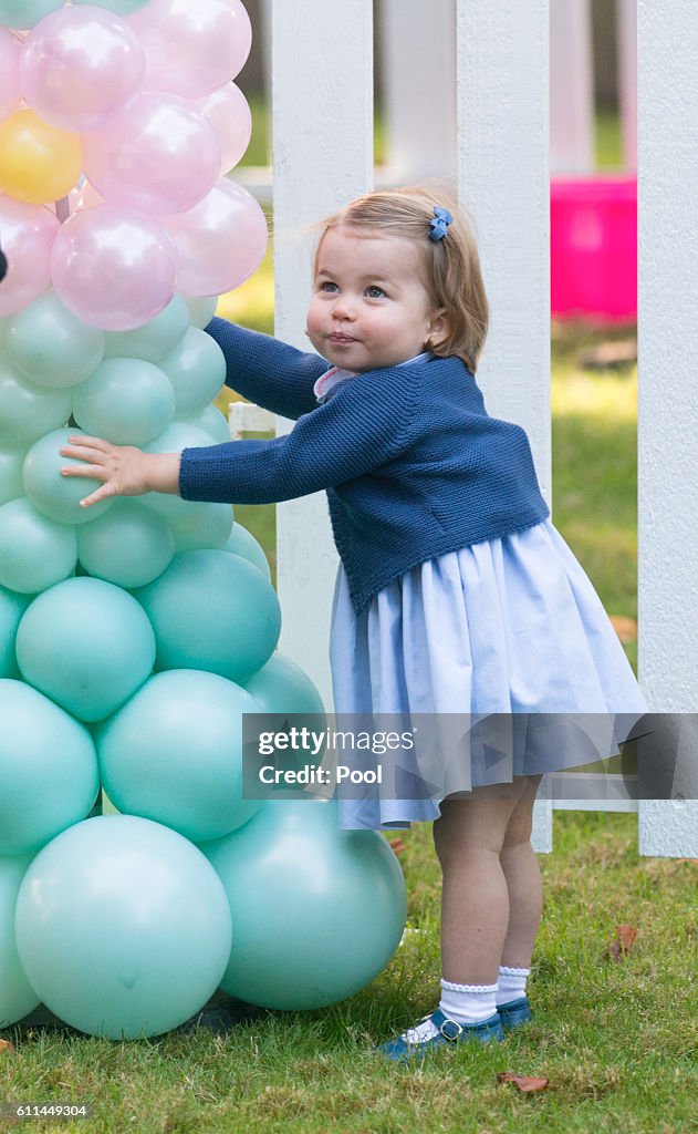 2016 Royal Tour To Canada Of The Duke And Duchess Of Cambridge - Victoria, British Columbia