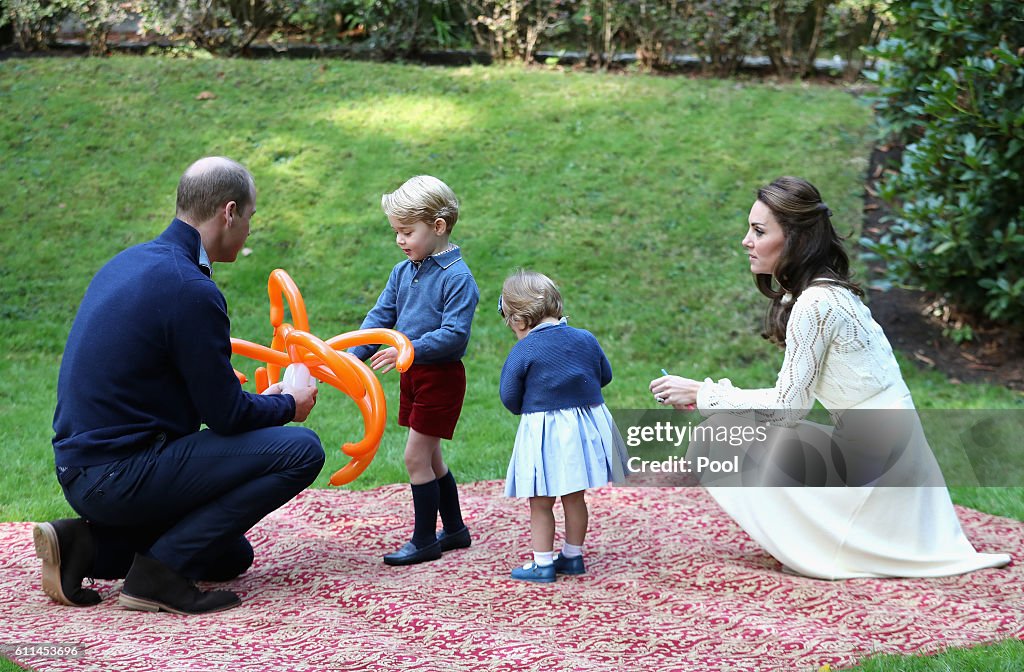 2016 Royal Tour To Canada Of The Duke And Duchess Of Cambridge - Victoria, British Columbia