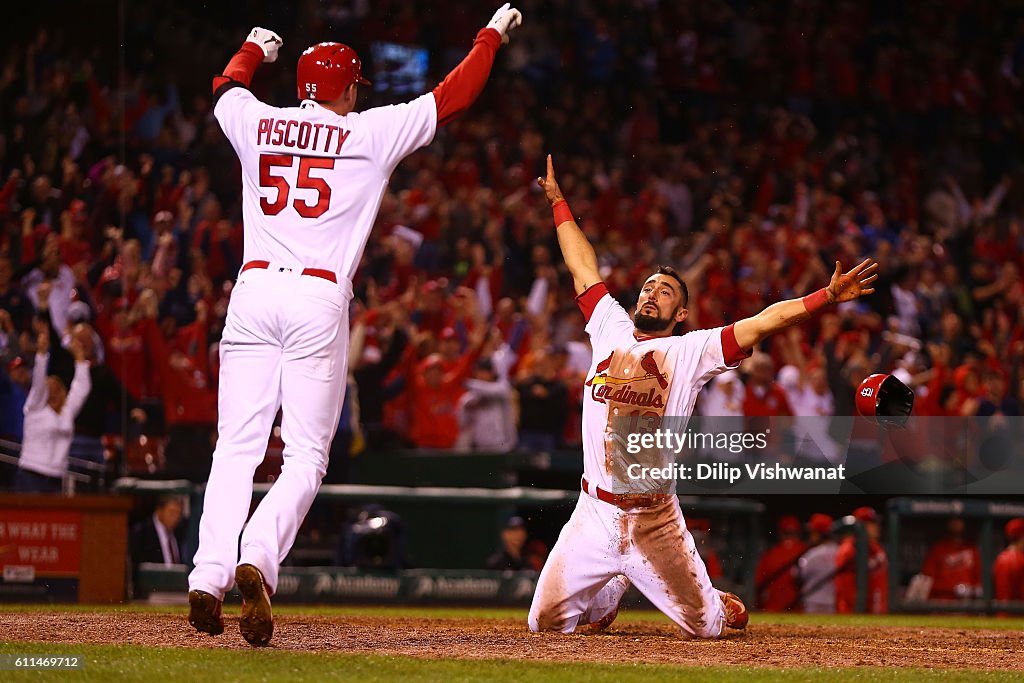 Cincinnati Reds v St Louis Cardinals