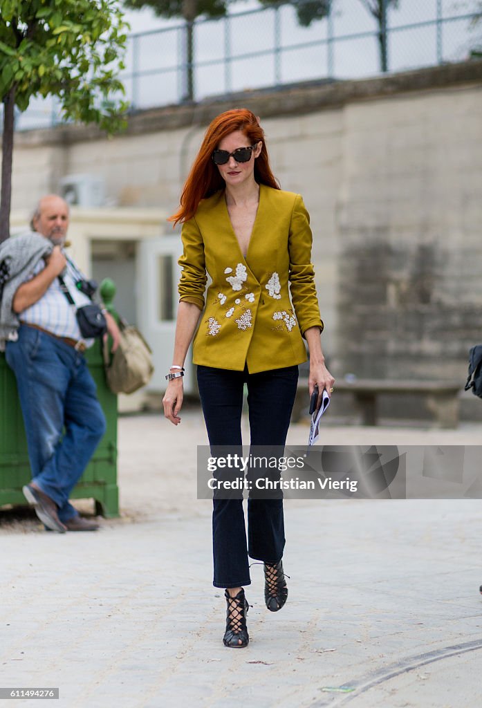 Street Style : Day Three Paris Fashion Week Spring/Summer 2017